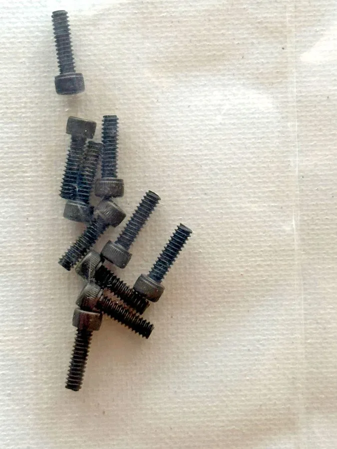 Режущий инструмент Kennametal S-310PKG #6-32 x 1/2 Insert Clamp Screws — фото лота 2