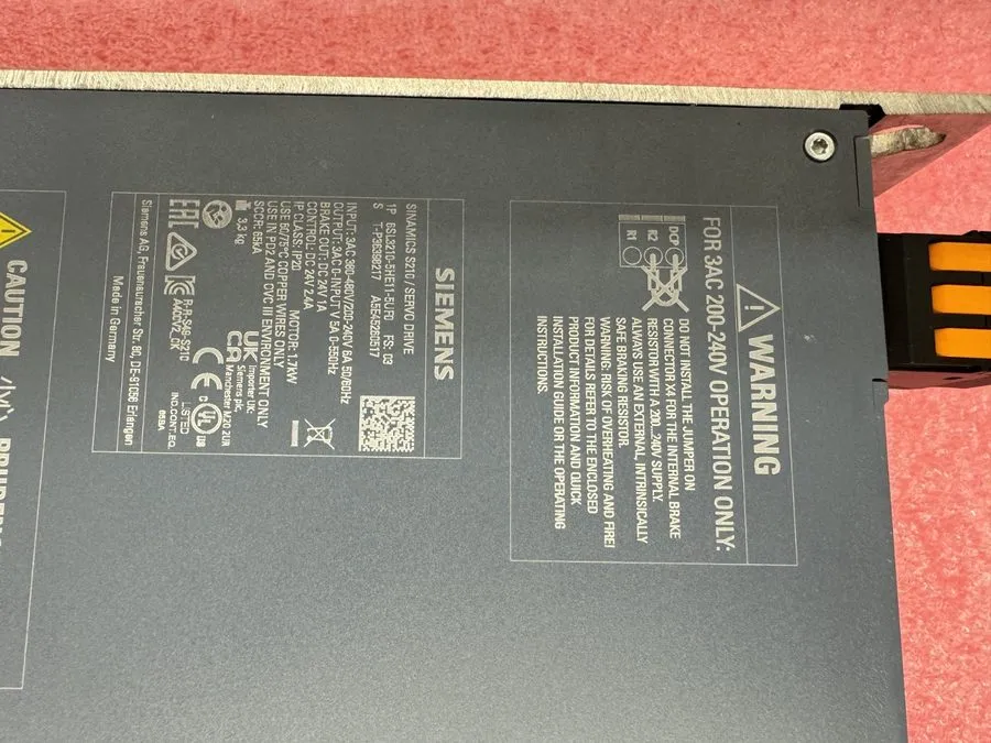 Сервопривод Siemens Sinamics S210 Servo Drive 6SL3210-5HE11-5UF0