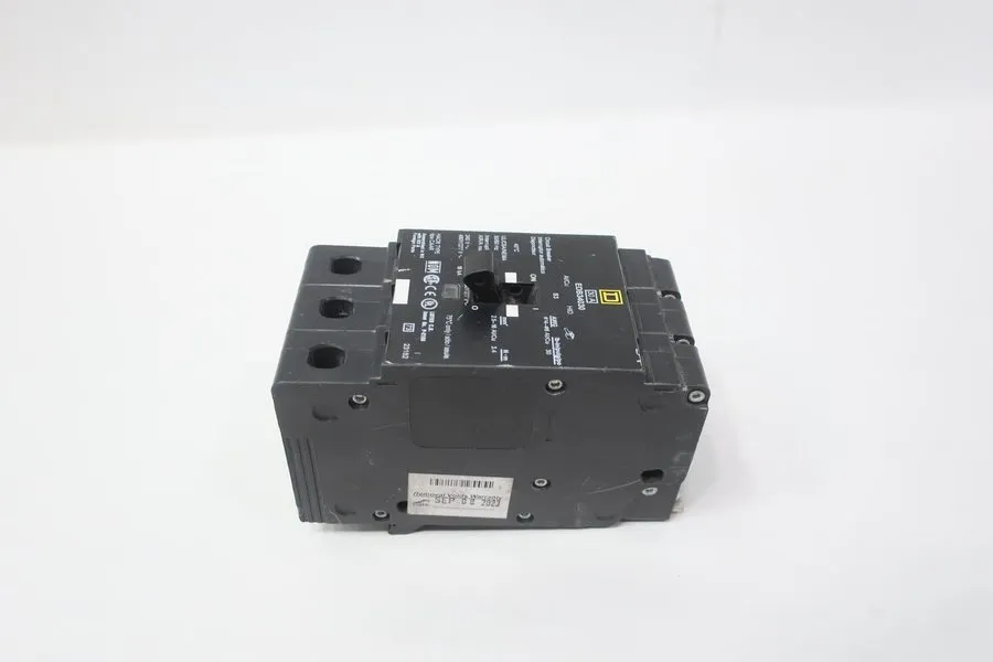 Автоматический выключатель Square D EDB34030 Circuit Breaker 30A 3-Pole 480V AC 