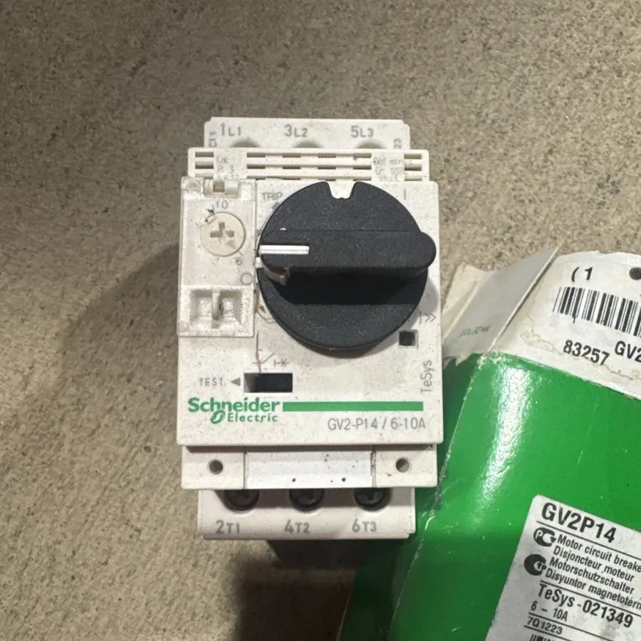 Автоматический выключатель Schneider Electric GV2P14 Motor Circuit Breaker 3 Pol