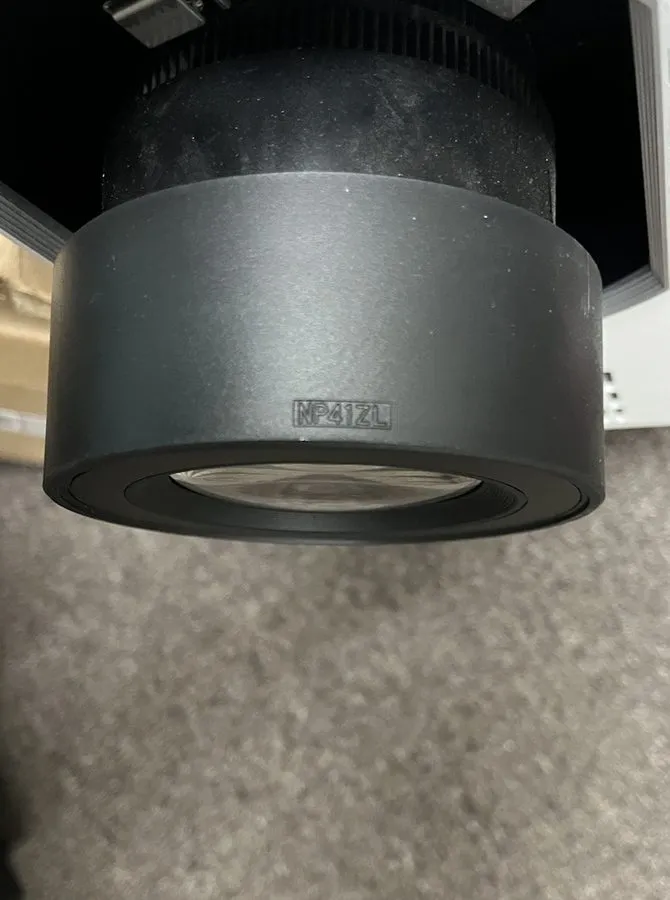 Проектор NEC NP-PA653UL 6,500 Lumen Laser Projector w/ NP41ZL Zoom Lens — фото лота 3
