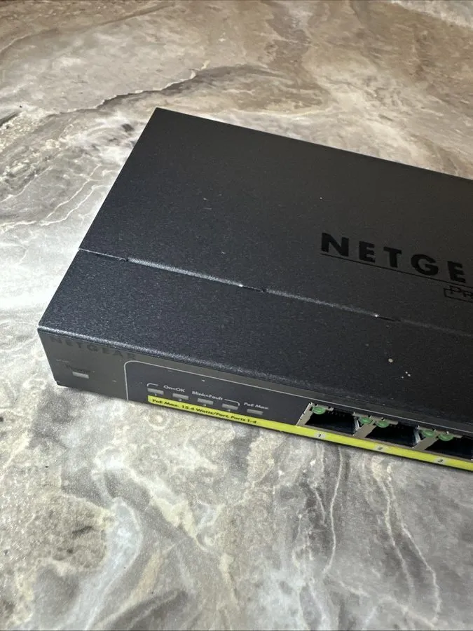 Коммутатор NETGEAR PROSAFE GS108PE V3 8-PORT GIGABIT MANAGED POE SWITCH — фото лота 1