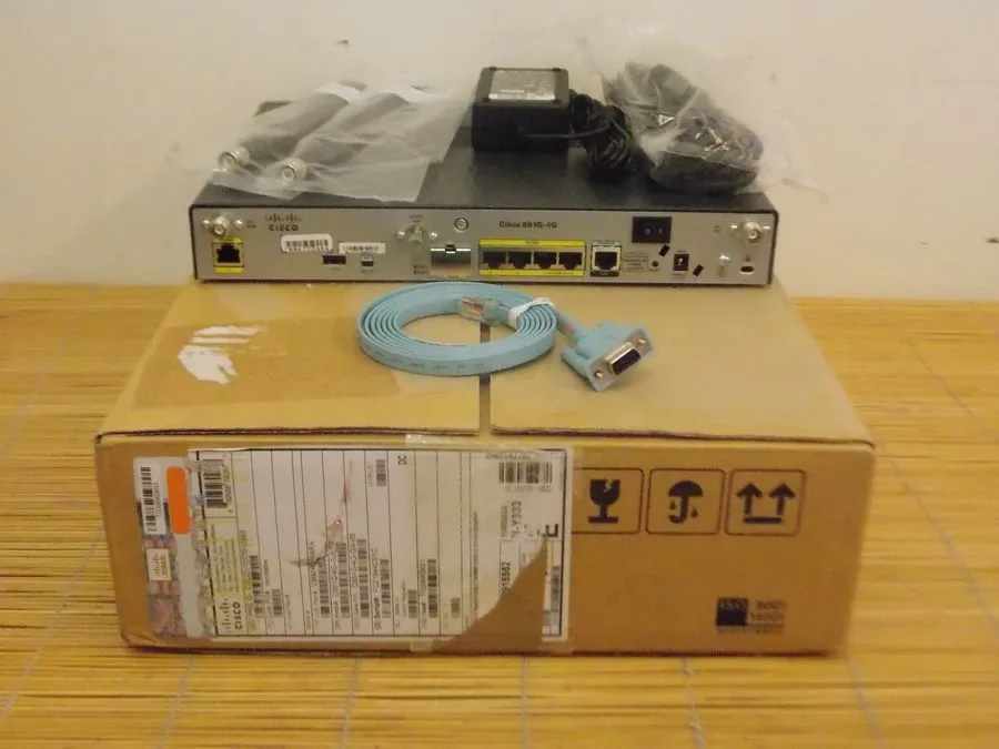 Маршрутизатор Cisco C881G-4G-GA-K9 4-Port Fast Ethernet Integrated Services Rout