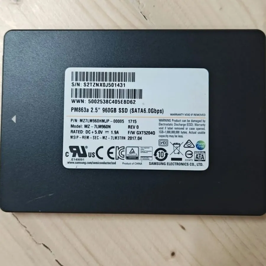 SSD-накопитель MZ7LM960HMJP-000MV Samsung PM863a 960GB TLC SATA 6Gbps 2.5” SSD M