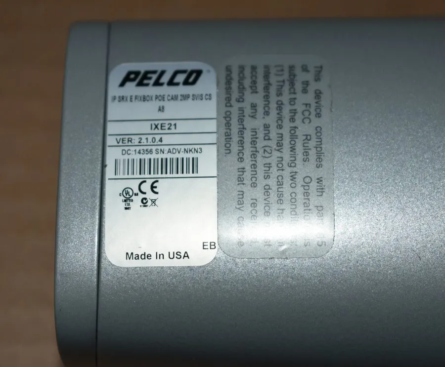 Камера UN- Pelco Sarix IXE21 2MP PoE Box Camera + lens SureVision 2.0 Technology