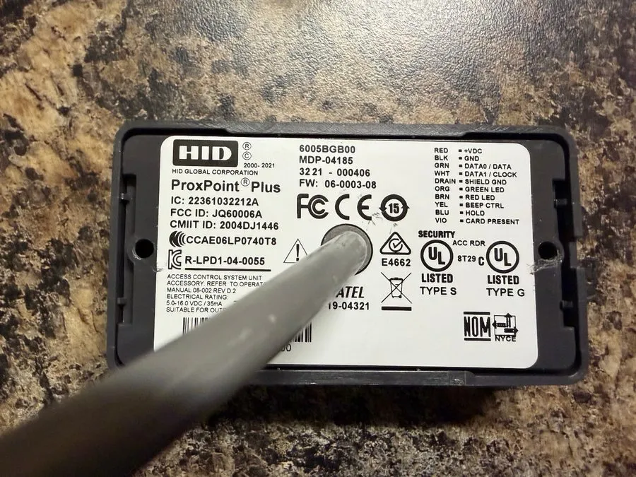 Оборудование видеонаблюдения HID 6005BGB00-J1221 MDP-04185 Proxpoint Plus Proxim