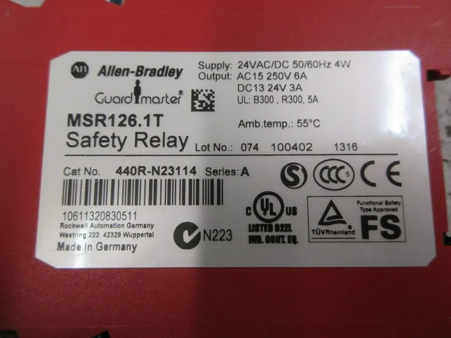 Реле безопасности Allen-Bradley Minotaur MSR126.1T 440R-N23114 Safety Relay 24V 