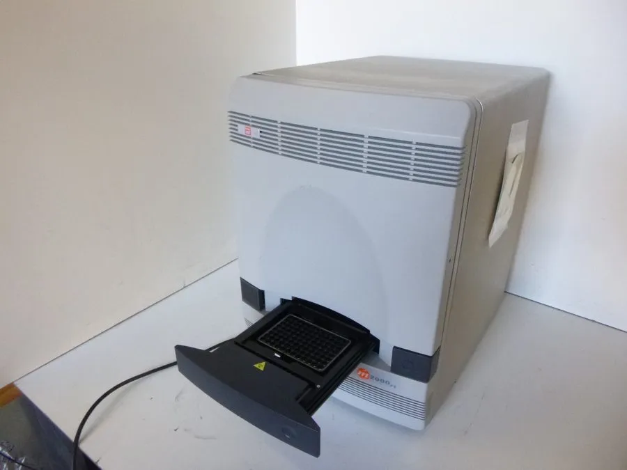Амплификатор Abbott M2000-RT Molecular Analyzer Real-Time PCR System Applied Bio