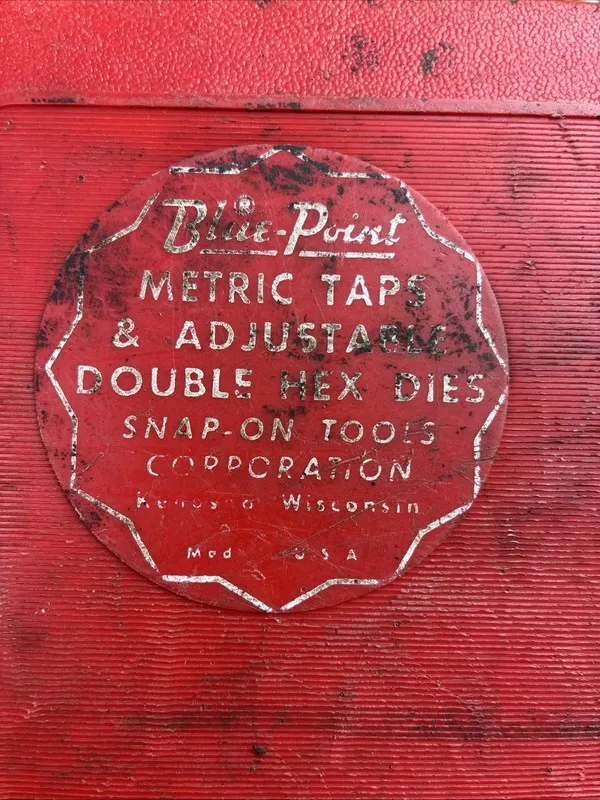 Режущий инструмент Blue Point TDM-117 Metric Tap & Die Set USA
