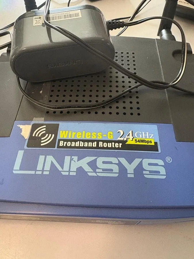 Маршрутизатор Cisco Linksys Wireless-G Broadband Router WRT54GL — фото лота 2