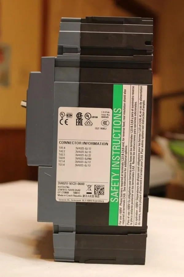 Автоматический выключатель Siemens 3VA5217-5EC31-0AA0 175Amp 3-Pole Circuit Brea — фото лота 1