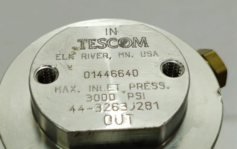 Клапан TESCOM 44-3263J281 Gas Regulator 3000 PSI Stainless Valve Assembly — фото лота 1