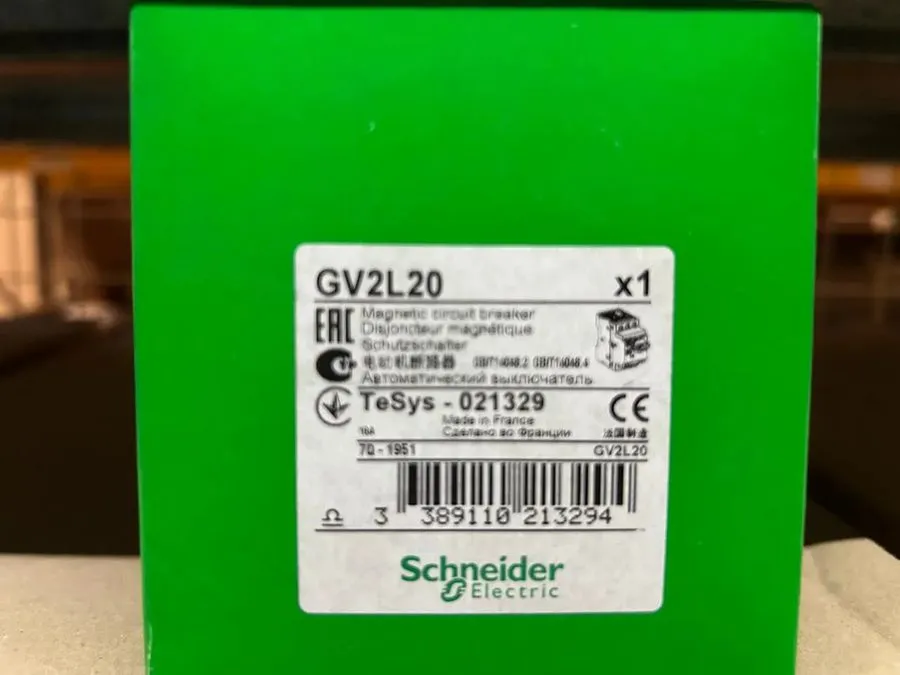 Автоматический выключатель Telemecanique GV2-L20 Magnetic Motor Circuit Breaker  — фото лота 1