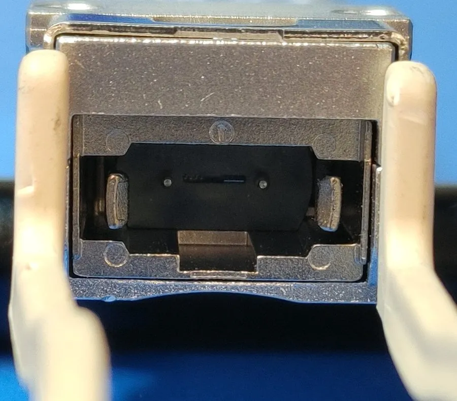 Трансивер Cisco 10-2672-02 QSFP-40G-SR4 40Gbps QSFP+ SR4 850nm MPO Transceiver