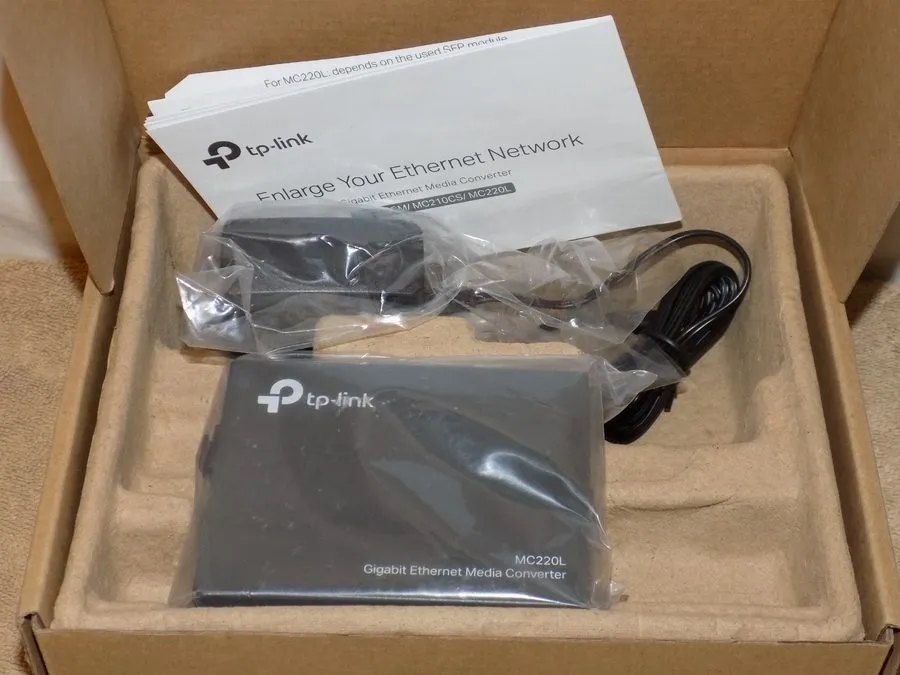 Медиаконвертер TP-Link MC220L Gigabit Ethernet SFP to RJ45 Fiber Media Converter