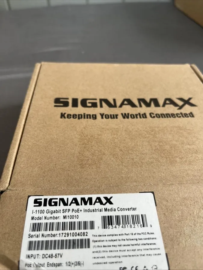 Медиаконвертер Signamax I-1100 10/100 to 100FX PoE+ Industrial Media Converter S