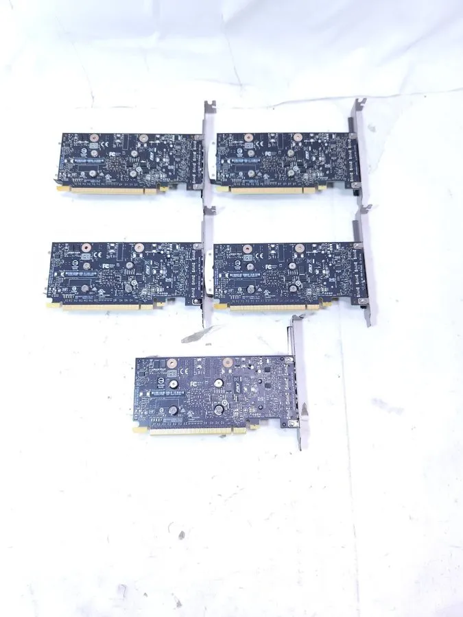 GPU-ускоритель PNY nVIDIA Quadro P1000 VCQP1000 4GB PCI-E 3.0 4 Mini DP Display  — фото лота 1