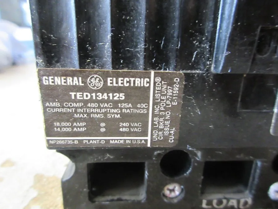Автоматический выключатель GE TED TED134125 3 Pole 125 Amp 480v Black Circuit Br