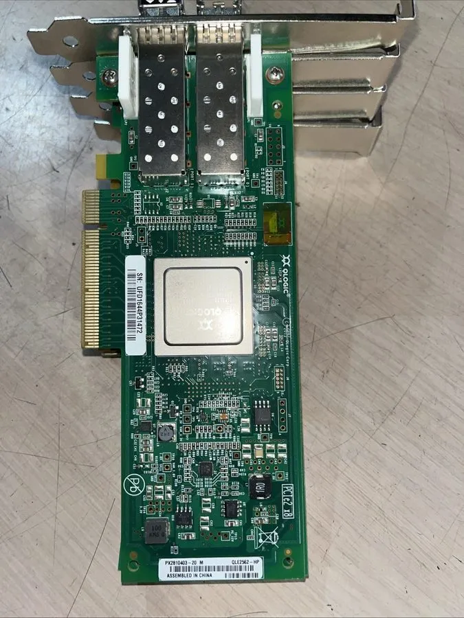 Трансивер x4 HP AJ764-63002 QLOGIC QLE2562-HP