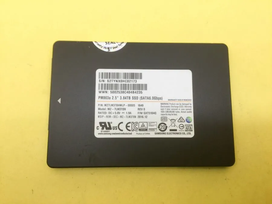 SSD-накопитель Samsung PM863a 3.84TB 2.5" SSD SATA III Hard Drive MZ-7LM3T8N MZ7