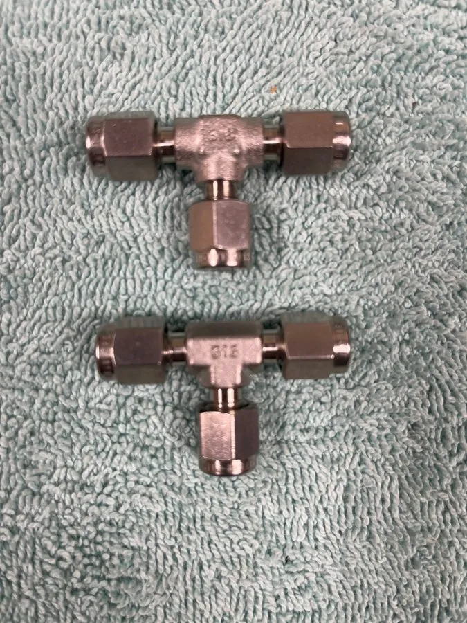 Фитинг Swagelok SS-200-3 Stainless Steel Tube Fitting Union Tee 1/8” Tube OD