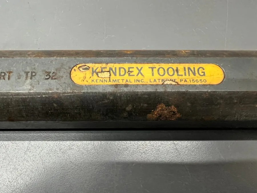 Режущий инструмент KENNAMETAL B-1112 INDEXABLE BORING BAR 1-1/2'' SHANK INSERT T