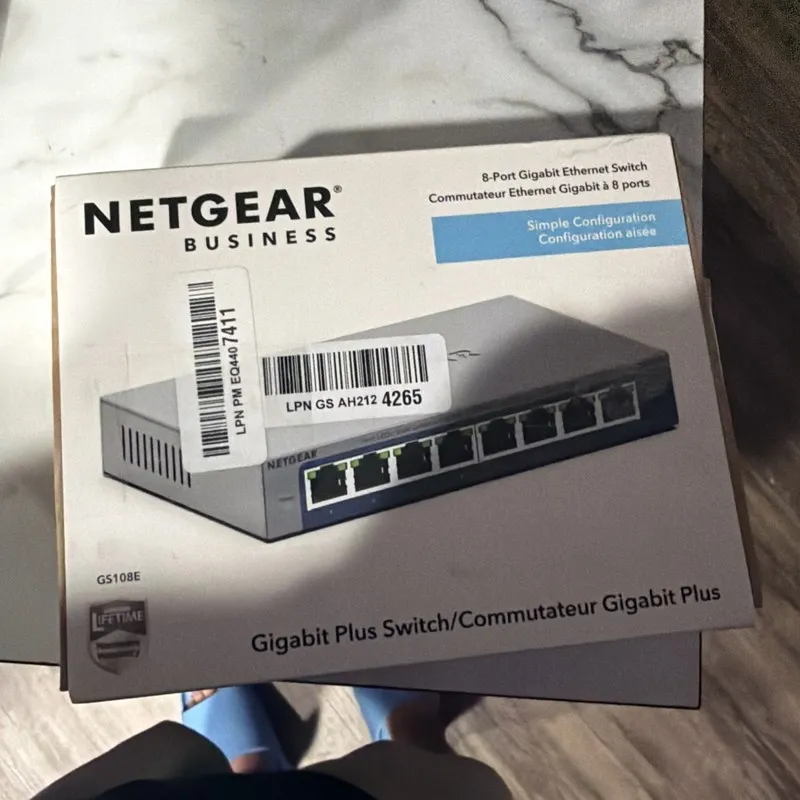 Коммутатор ProSafe Netgear 8 Port GS108Ev3 Gigabit Ethernet Switch GS108E