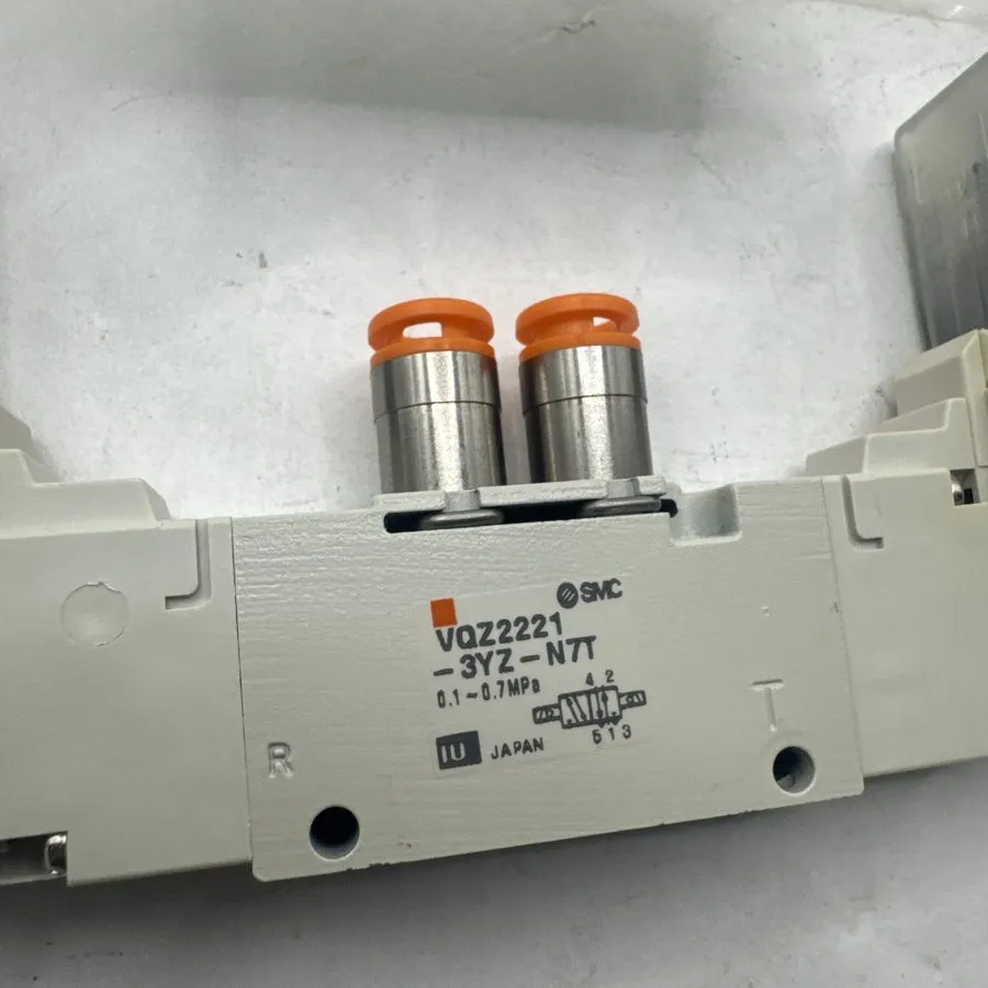 Электромагнитный клапан SMC VQZ2221-3YZ1-N7T VQZ2000 5-Port Solenoid Valve 24VDC — фото лота 1