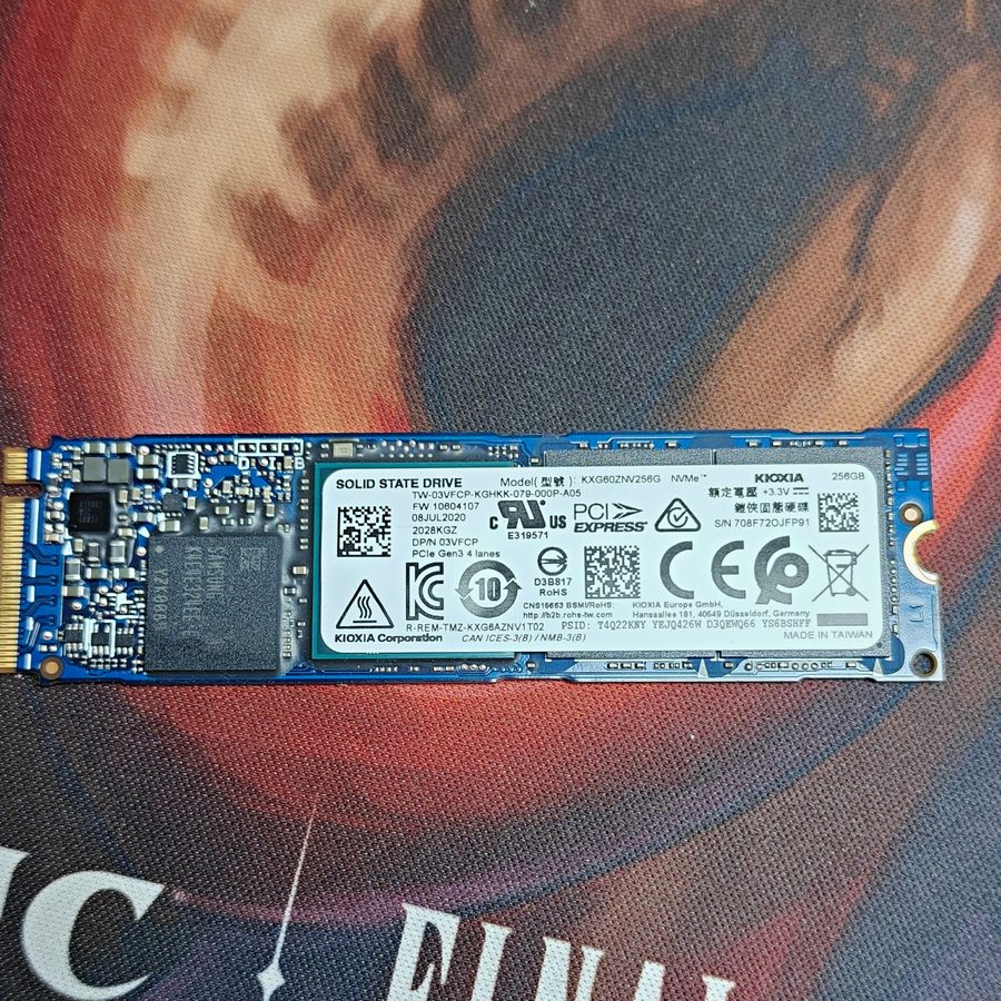 SSD-накопитель x Kioxia (Toshiba) XG6 256GB NVMe M.2 2280 SSD (KXG60ZNV256G)