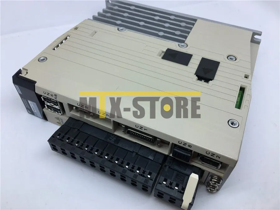 Сервопривод Yaskawa SGDV-R90A11A In Box ones