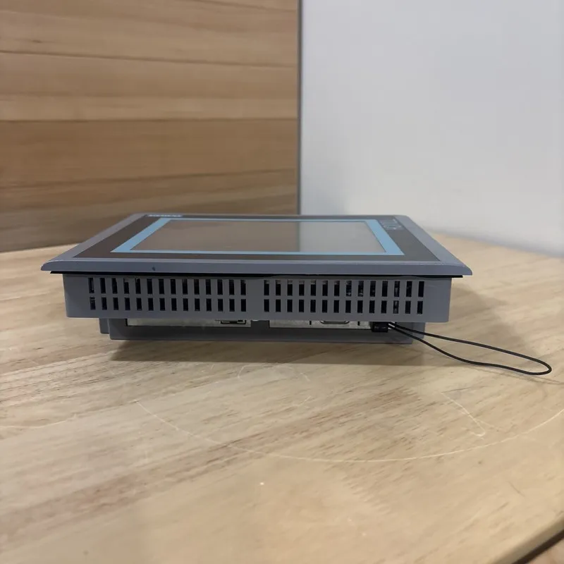 Панель оператора Siemens 6AV6 643-0CB01-1AX0 Simatic Multi Panel Touch HMI 7.5in — фото лота 1