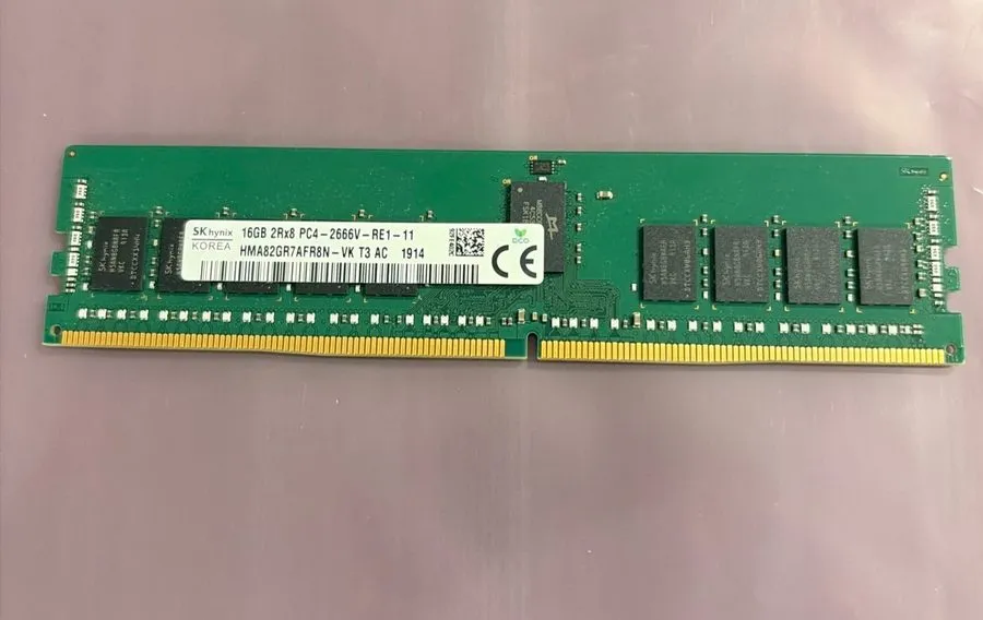 Модуль памяти SK Hynix HMA82GR7AFR8N-VK T3 AA 16GB 2Rx8 PC4-2666V DDR4 ECC Serve