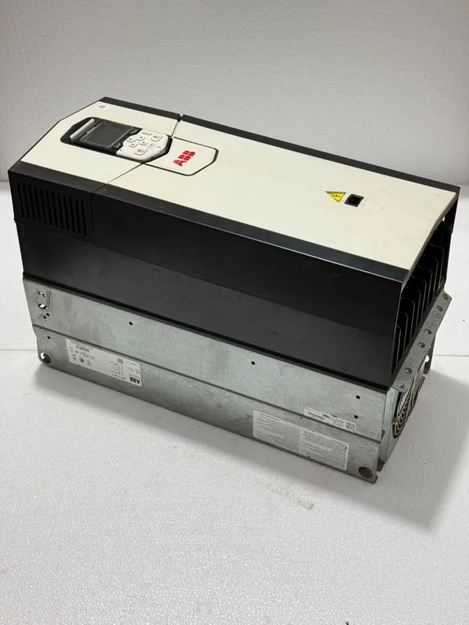 Частотный преобразователь ABB | ACS880-01-096A-5 | 55 KW, 75 HP, 380-500V | TETE