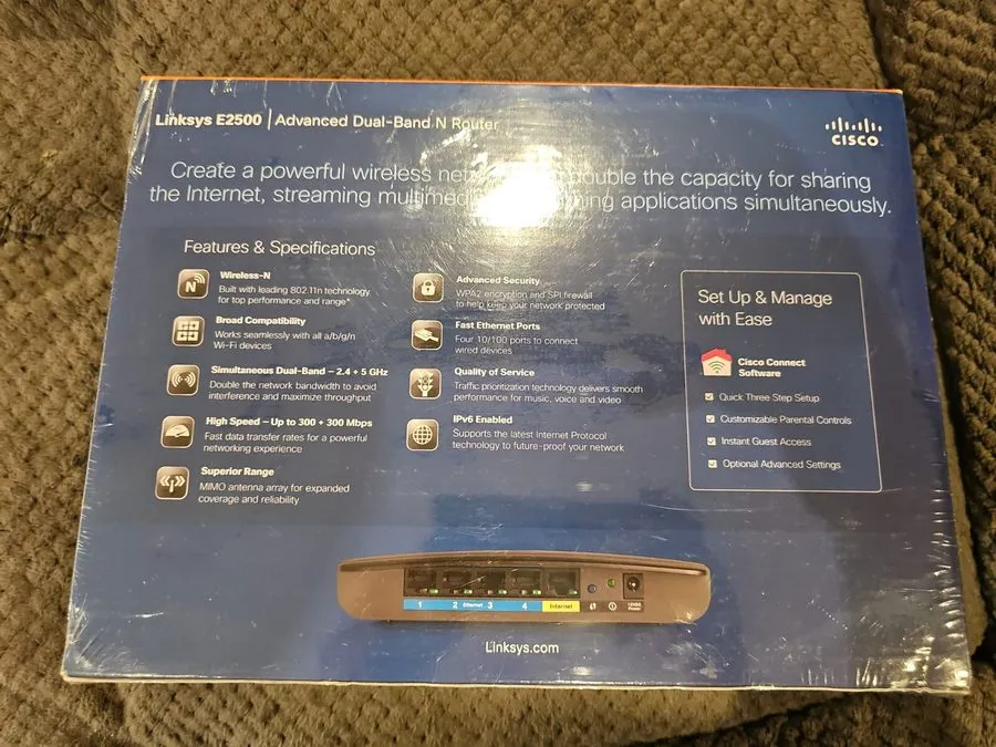 Маршрутизатор Cisco Linksys E2500 Wireless N Dual Band 4-Port Router