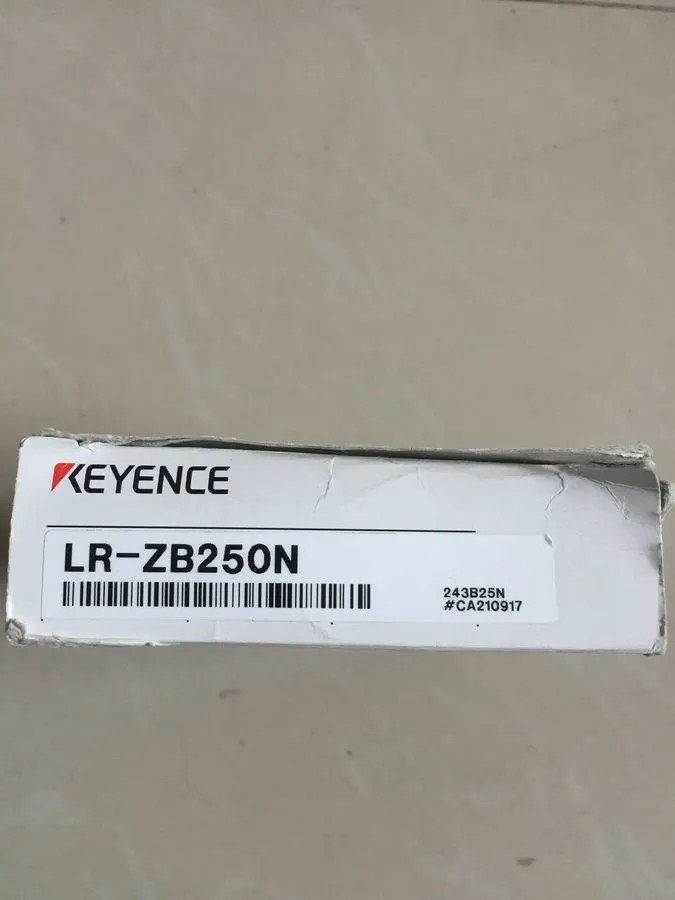 Датчик LR-ZB250N Laser Sensor