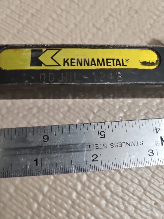 Режущий инструмент Kennametal DDJNL-124B Indexable Tool Holder 3/4" X 11/16" Sha — фото лота 1