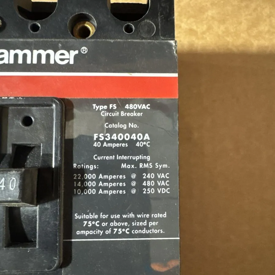 Автоматический выключатель FS340040A Cutler-Hammer Type FS Circuit Breaker 3 Pol