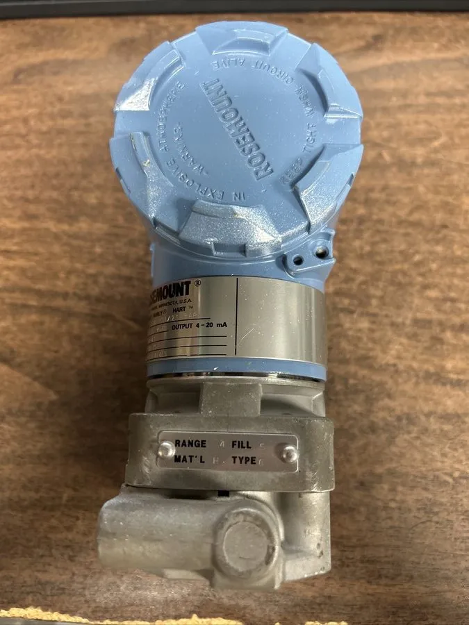 Расходомер Rosemount Flow Meter 300psi 21 Bar 10.5-55 VDC CG4A23A1AL4B4E5 — фото лота 2