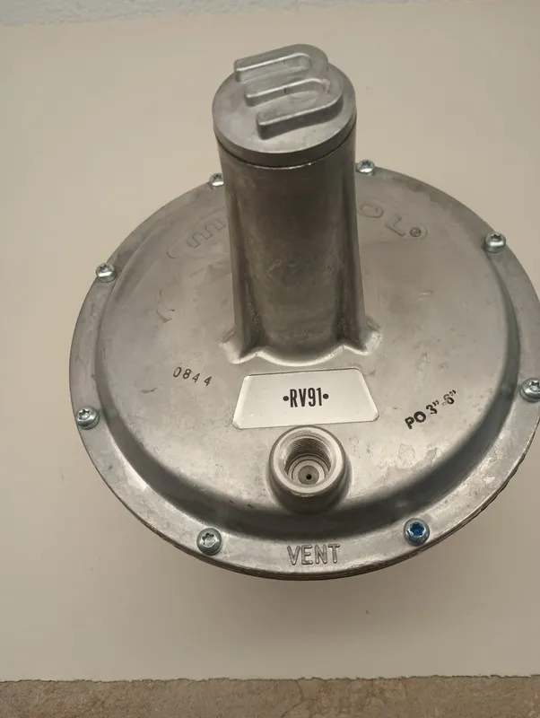 Трубопроводная арматура MAXITROL RV91-2 2 GAS PRESSURE REGULATOR 7500000BTU INCL — фото лота 1