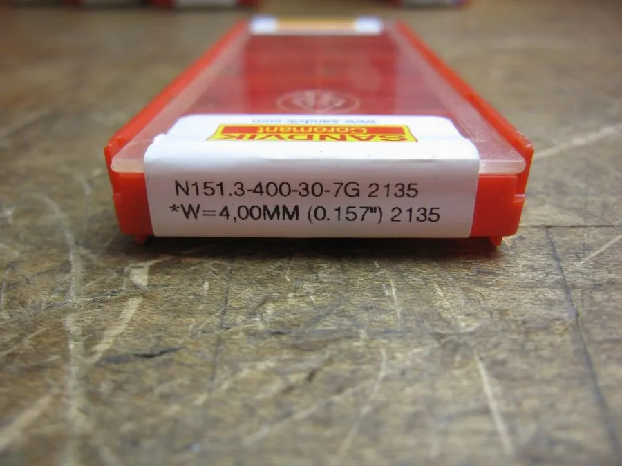 Режущий инструмент 10 Authentic Sandvik N151.3-400-30-7G 2135 carbide insert gro