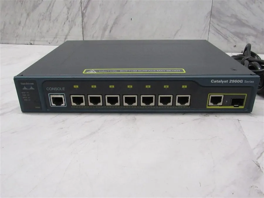 Коммутатор Cisco 2960 8 Port Gigabit Switch, WS-C2960G-8TC-L Lifetime — фото лота 1