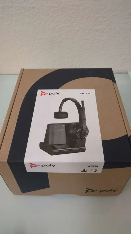 VoIP-шлюз Plantronics Savi 8210 Office Wireless DECT & Bluetooth Mono Headset 20