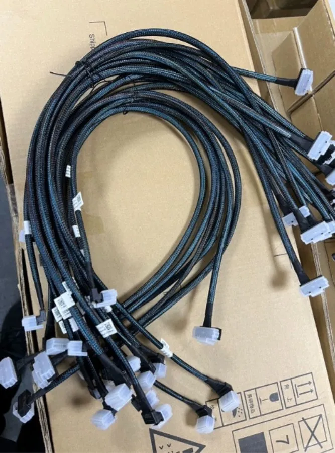 Кабель Dell MHH6D SAS Cable — фото лота 1