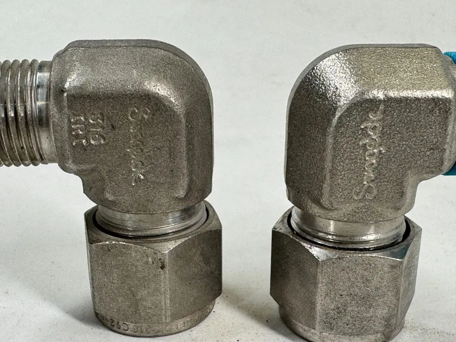 Фитинг Swagelok SS-810-2-6, Stainless Steel Tube Fitting, Male Elbow 1/2" Tube O