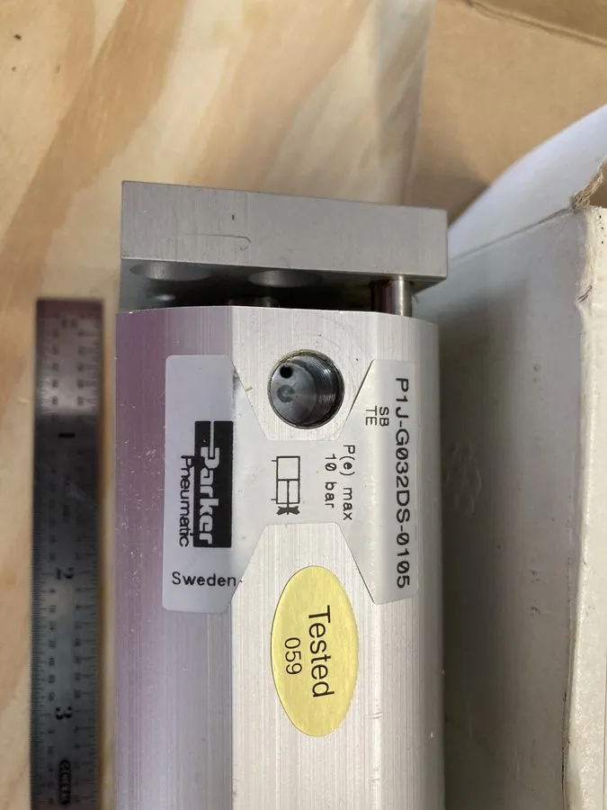 Пневмоцилиндр parker pneumatic air cylinder P1J-G032ds-0105 — фото лота 1