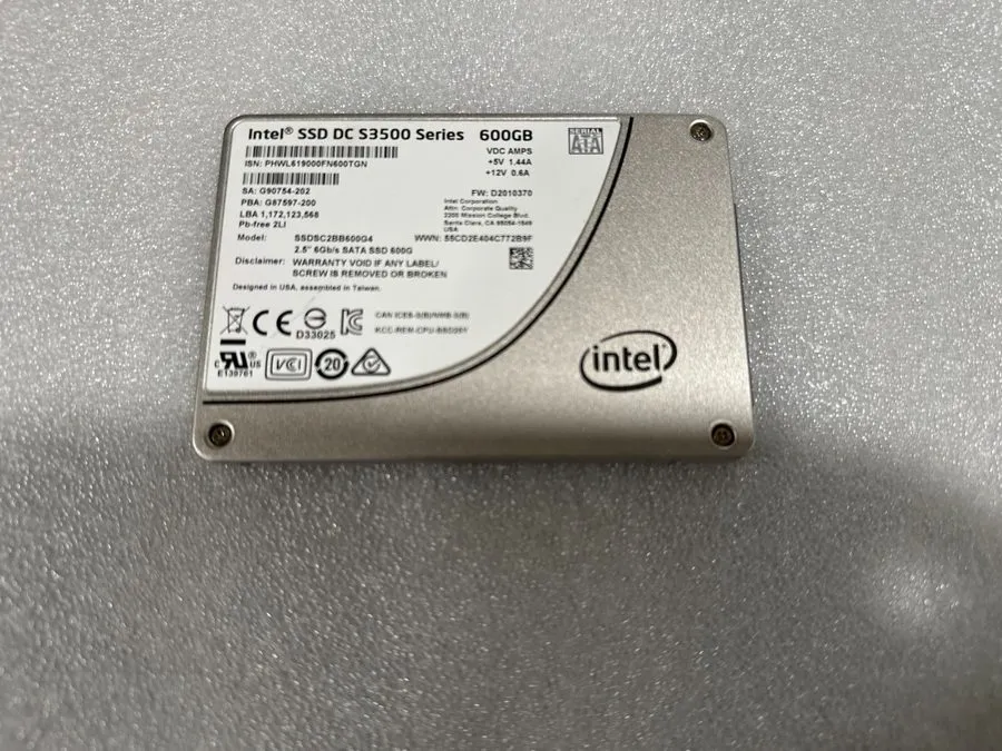SSD-накопитель Intel 600GB SATA SSD 2.5" Intel DC S3500 SSD SSDSC2BB600G4