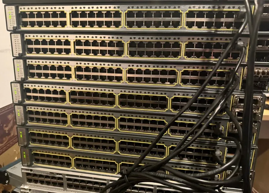 Коммутатор Cisco E-Series PoE-48 Switch WS-C3750E-48PD-SF 1 IOS 15.0 SE11