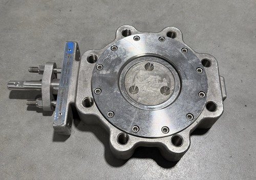 Клапан 4" Jamesbury 815L113600XZ CL150 Lugged Stainless Steel Butterfly Valve