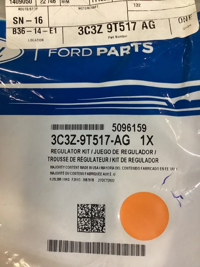 Трубопроводная арматура Ford 03-07 6.0L Fuel Pressure Regulator Blue Spring Kit  — фото лота 2