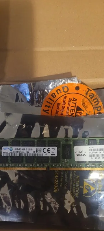 Модуль памяти Samsung 16GB 2RX4 PC3-14900R DDR3-1866 Server RAM M393B2G70DB0-CMA — фото лота 2
